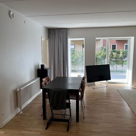 Charming Aalborg Apartment With Parking Екстериор снимка