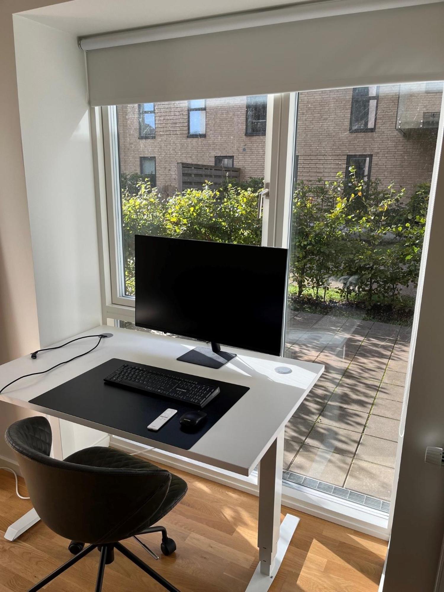 Charming Aalborg Apartment With Parking Екстериор снимка